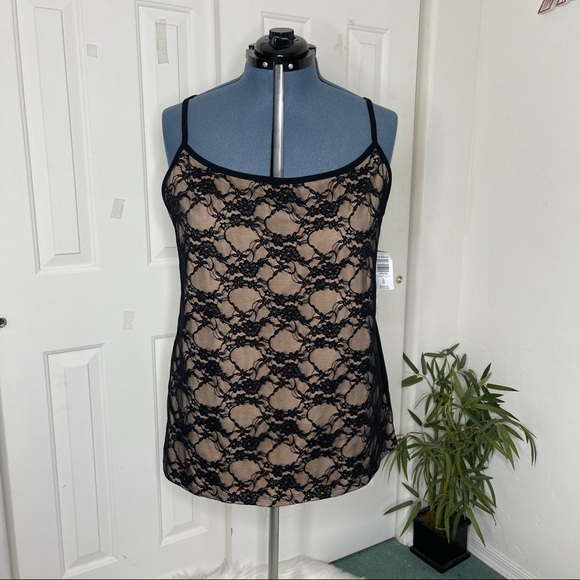 Torrid Nude & Black Lace Foxy Cami NWT Size 4X - Picture 2 of 15